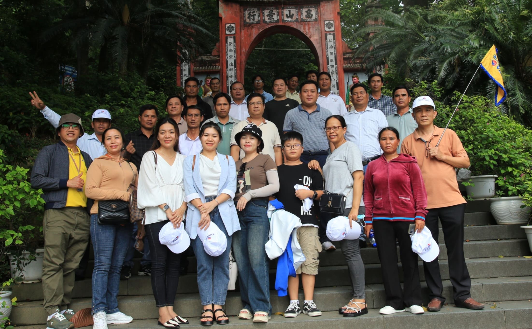 Đoàn công tác của huyện Ba Tơ, tỉnh Quảng Ngãi học tập kinh nghiệm về triển khai về chương trình phát triển kinh tế - xã hội vùng đồng bào dân tộc thiểu số tại các tỉnh phía Bắc